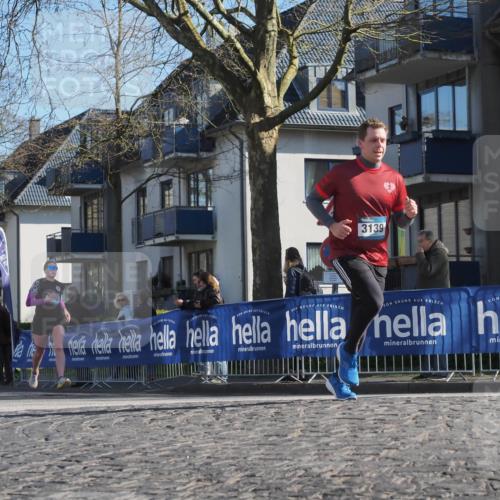 06.04.2025 - 44. Internationalen Wilhelmsburger Insellauf Luisa Fischer http://msf.ph/oto/7564543 06.04.2025 10:36:22 Ziel 3139 meine-sportfotos.de