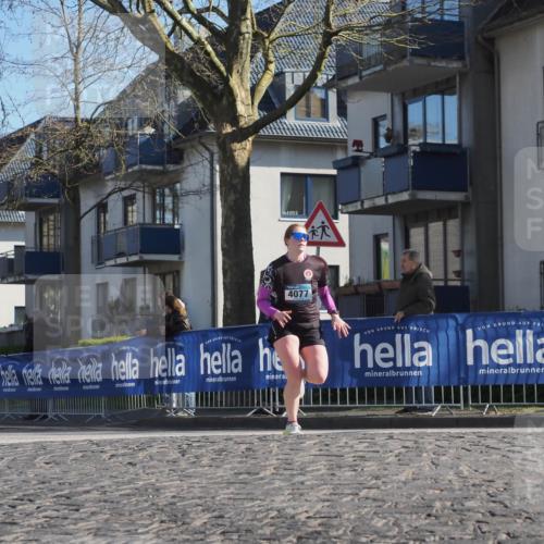 06.04.2025 - 44. Internationalen Wilhelmsburger Insellauf Luisa Fischer http://msf.ph/oto/7564589 06.04.2025 10:36:24 Ziel 4077 meine-sportfotos.de