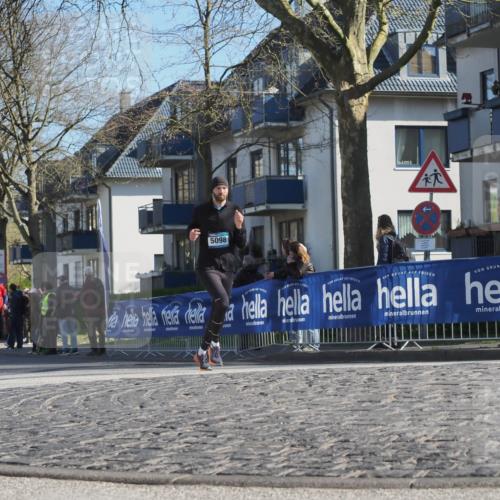06.04.2025 - 44. Internationalen Wilhelmsburger Insellauf Luisa Fischer http://msf.ph/oto/7564624 06.04.2025 10:36:36 Ziel 5098, 4534 meine-sportfotos.de
