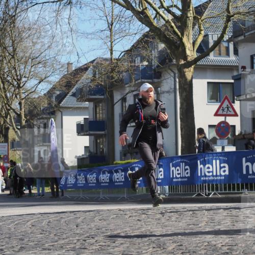06.04.2025 - 44. Internationalen Wilhelmsburger Insellauf Luisa Fischer http://msf.ph/oto/7564736 06.04.2025 10:36:52 Ziel 5004 meine-sportfotos.de