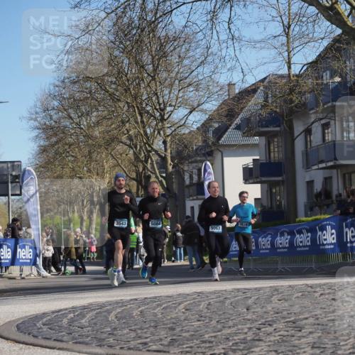 06.04.2025 - 44. Internationalen Wilhelmsburger Insellauf Luisa Fischer http://msf.ph/oto/7564752 06.04.2025 10:36:55 Ziel 3543, 5084, 3819, 5067 meine-sportfotos.de
