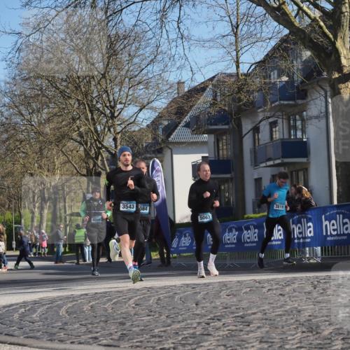 06.04.2025 - 44. Internationalen Wilhelmsburger Insellauf Luisa Fischer http://msf.ph/oto/7564772 06.04.2025 10:36:56 Ziel 4099, 3543, 084, 5067, 3819 meine-sportfotos.de