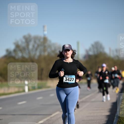 06.04.2025 - 44. Internationalen Wilhelmsburger Insellauf Dr. Thomas Lammeyer http://msf.ph/oto/7565804 06.04.2025 09:41:18 Laufen 3427, 17 meine-sportfotos.de