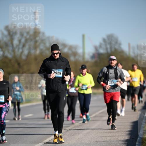 06.04.2025 - 44. Internationalen Wilhelmsburger Insellauf Dr. Thomas Lammeyer http://msf.ph/oto/7566121 06.04.2025 09:41:51 Laufen 36, 3929, 3822 meine-sportfotos.de