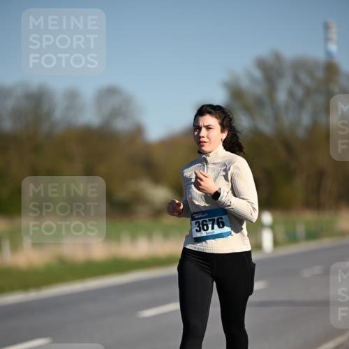 06.04.2025 - 44. Internationalen Wilhelmsburger Insellauf Dr. Thomas Lammeyer http://msf.ph/oto/7566779 06.04.2025 09:42:52 Laufen 3676 meine-sportfotos.de