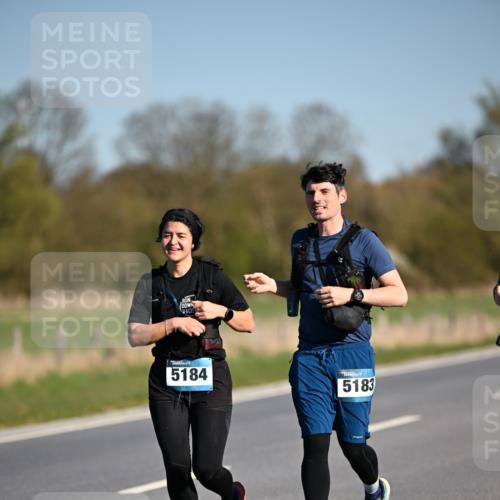 06.04.2025 - 44. Internationalen Wilhelmsburger Insellauf Dr. Thomas Lammeyer http://msf.ph/oto/7566866 06.04.2025 09:43:06 Laufen 5184, 5183 meine-sportfotos.de