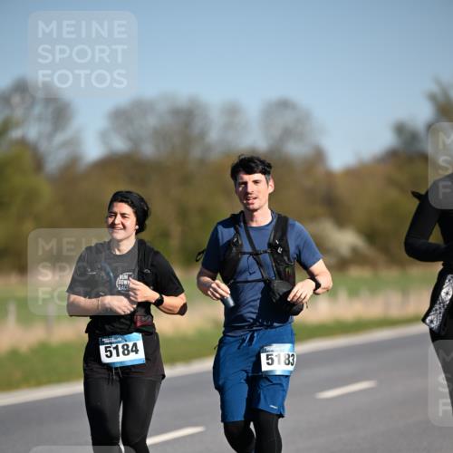 06.04.2025 - 44. Internationalen Wilhelmsburger Insellauf Dr. Thomas Lammeyer http://msf.ph/oto/7566873 06.04.2025 09:43:06 Laufen 5184, 5183 meine-sportfotos.de