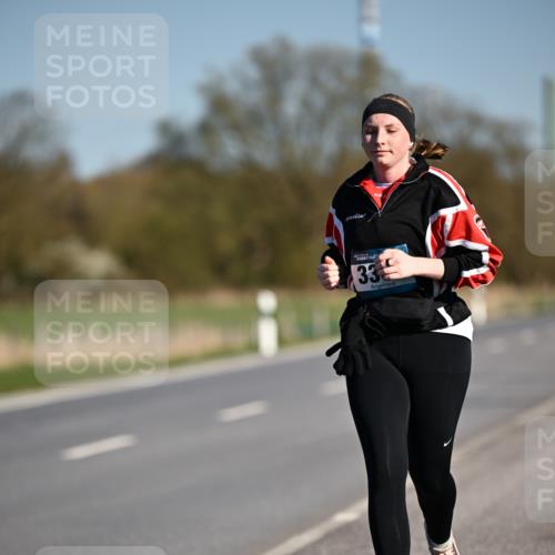 06.04.2025 - 44. Internationalen Wilhelmsburger Insellauf Dr. Thomas Lammeyer http://msf.ph/oto/7566909 06.04.2025 09:43:13 Laufen 33 meine-sportfotos.de