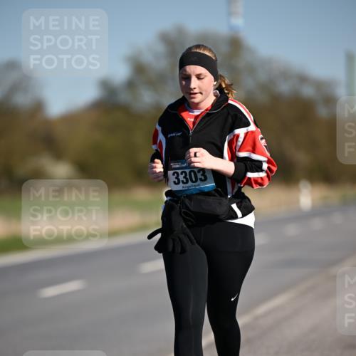 06.04.2025 - 44. Internationalen Wilhelmsburger Insellauf Dr. Thomas Lammeyer http://msf.ph/oto/7566921 06.04.2025 09:43:14 Laufen 3303 meine-sportfotos.de