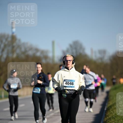 06.04.2025 - 44. Internationalen Wilhelmsburger Insellauf Dr. Thomas Lammeyer http://msf.ph/oto/7567056 06.04.2025 09:43:44 Laufen 1621, 4046 meine-sportfotos.de