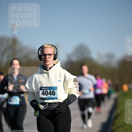 06.04.2025 - 44. Internationalen Wilhelmsburger Insellauf Dr. Thomas Lammeyer http://msf.ph/oto/7567109 06.04.2025 09:43:47 Laufen 4046 meine-sportfotos.de