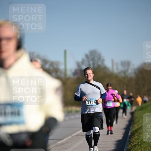 06.04.2025 - 44. Internationalen Wilhelmsburger Insellauf Dr. Thomas Lammeyer http://msf.ph/oto/7567121 06.04.2025 09:43:49 Laufen 3131 meine-sportfotos.de