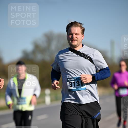 06.04.2025 - 44. Internationalen Wilhelmsburger Insellauf Dr. Thomas Lammeyer http://msf.ph/oto/7567165 06.04.2025 09:43:56 Laufen 3131 meine-sportfotos.de