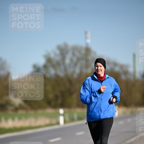 06.04.2025 - 44. Internationalen Wilhelmsburger Insellauf Dr. Thomas Lammeyer http://msf.ph/oto/7567334 06.04.2025 09:44:27 Laufen  meine-sportfotos.de