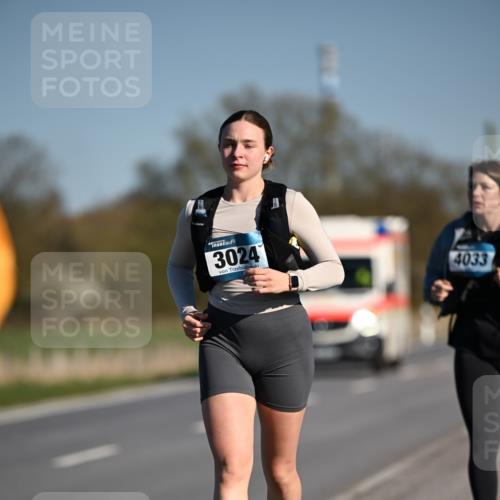 06.04.2025 - 44. Internationalen Wilhelmsburger Insellauf Dr. Thomas Lammeyer http://msf.ph/oto/7567511 06.04.2025 09:44:51 Laufen 3024, 4033 meine-sportfotos.de