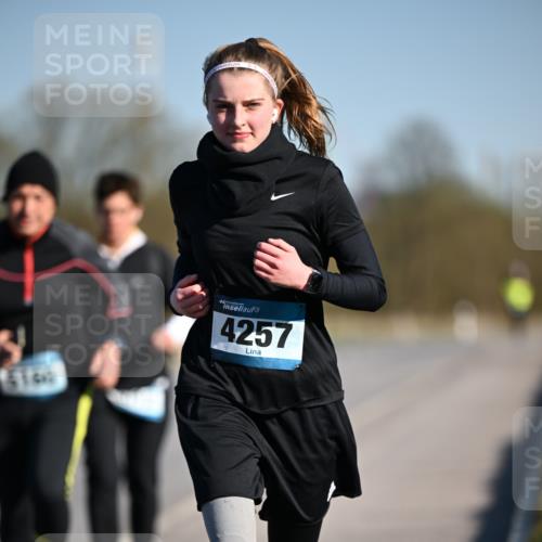 06.04.2025 - 44. Internationalen Wilhelmsburger Insellauf Dr. Thomas Lammeyer http://msf.ph/oto/7567594 06.04.2025 09:45:16 Laufen 5100, 4257 meine-sportfotos.de