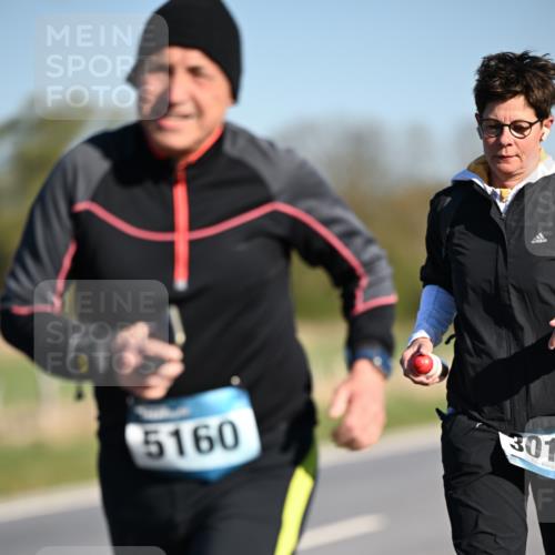 06.04.2025 - 44. Internationalen Wilhelmsburger Insellauf Dr. Thomas Lammeyer http://msf.ph/oto/7567620 06.04.2025 09:45:19 Laufen 5160, 301 meine-sportfotos.de