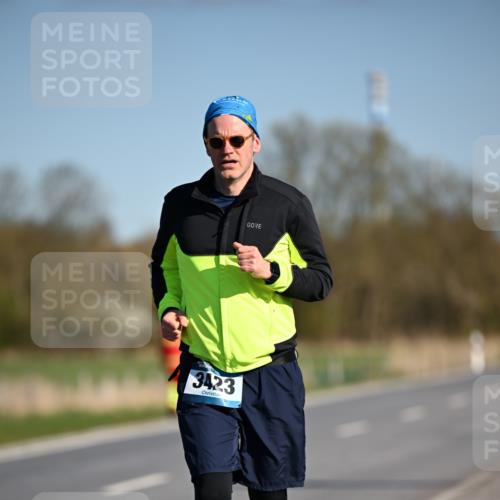 06.04.2025 - 44. Internationalen Wilhelmsburger Insellauf Dr. Thomas Lammeyer http://msf.ph/oto/7567669 06.04.2025 09:46:06 Laufen 3423 meine-sportfotos.de