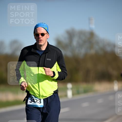 06.04.2025 - 44. Internationalen Wilhelmsburger Insellauf Dr. Thomas Lammeyer http://msf.ph/oto/7567682 06.04.2025 09:46:07 Laufen 3423 meine-sportfotos.de