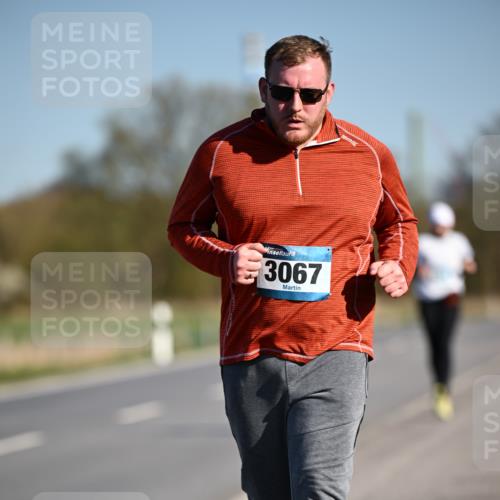 06.04.2025 - 44. Internationalen Wilhelmsburger Insellauf Dr. Thomas Lammeyer http://msf.ph/oto/7568065 06.04.2025 09:47:15 Laufen 3067 meine-sportfotos.de
