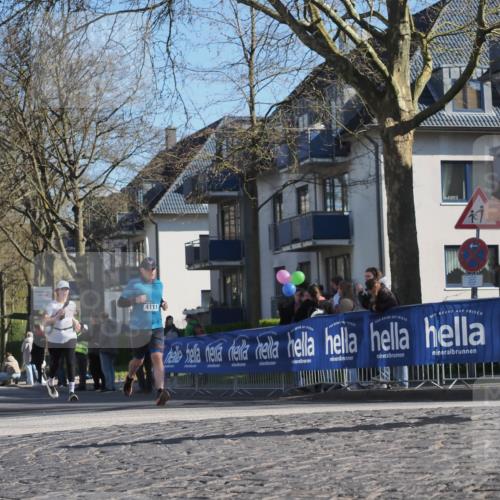 06.04.2025 - 44. Internationalen Wilhelmsburger Insellauf Luisa Fischer http://msf.ph/oto/7571883 06.04.2025 10:41:02 Ziel 42, 4111, 1499 meine-sportfotos.de