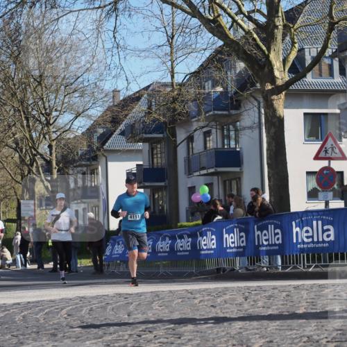 06.04.2025 - 44. Internationalen Wilhelmsburger Insellauf Luisa Fischer http://msf.ph/oto/7571927 06.04.2025 10:41:03 Ziel 4111 meine-sportfotos.de