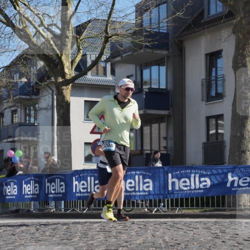 06.04.2025 - 44. Internationalen Wilhelmsburger Insellauf Luisa Fischer http://msf.ph/oto/7572269 06.04.2025 10:41:14 Ziel 3208 meine-sportfotos.de