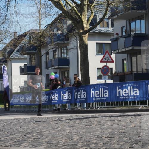 06.04.2025 - 44. Internationalen Wilhelmsburger Insellauf Luisa Fischer http://msf.ph/oto/7572413 06.04.2025 10:41:17 Ziel 178 meine-sportfotos.de