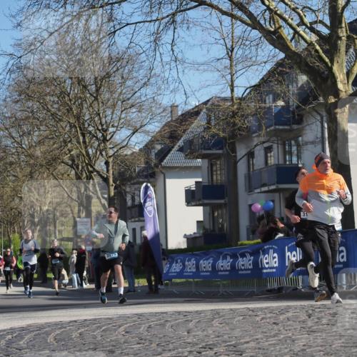 06.04.2025 - 44. Internationalen Wilhelmsburger Insellauf Luisa Fischer http://msf.ph/oto/7572653 06.04.2025 10:41:23 Ziel 5432, 713, 3975, 31 meine-sportfotos.de