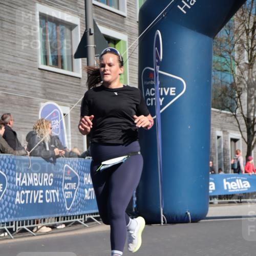 06.04.2025 - 44. Internationalen Wilhelmsburger Insellauf A. Gomolzig http://msf.ph/oto/7572777 06.04.2025 10:43:36 Ziel 3735, 3821, 3924, 4446, 4476, 4536 meine-sportfotos.de