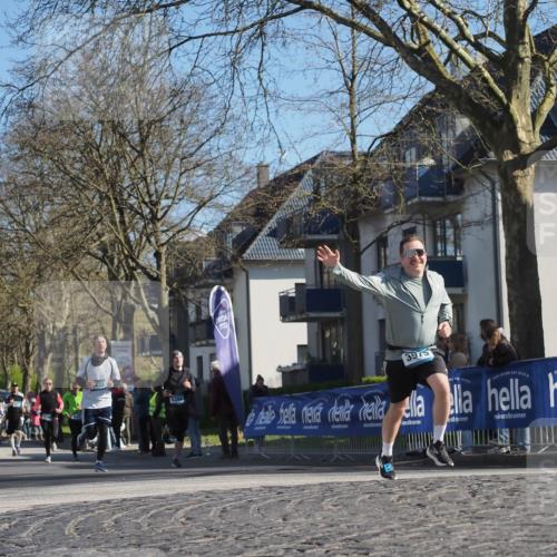 06.04.2025 - 44. Internationalen Wilhelmsburger Insellauf Luisa Fischer http://msf.ph/oto/7572845 06.04.2025 10:41:25 Ziel 13, 3975, 432, 5204 meine-sportfotos.de