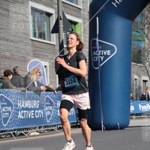 06.04.2025 - 44. Internationalen Wilhelmsburger Insellauf A. Gomolzig http://msf.ph/oto/7573154 06.04.2025 10:42:57 Ziel 3307, 3324, 4002, 4399, 4487 meine-sportfotos.de