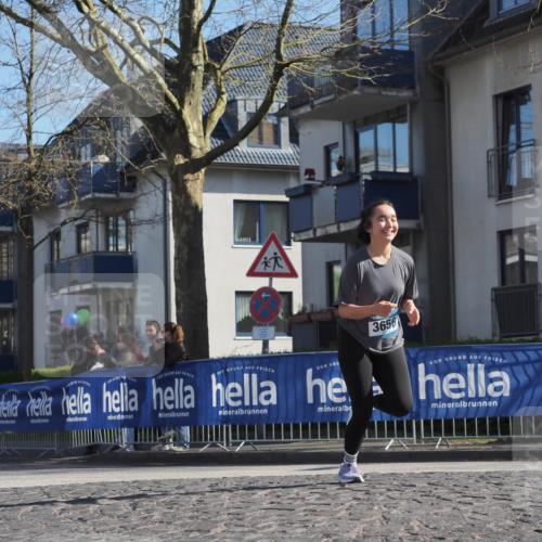 06.04.2025 - 44. Internationalen Wilhelmsburger Insellauf Luisa Fischer http://msf.ph/oto/7573621 06.04.2025 10:41:46 Ziel 3656 meine-sportfotos.de