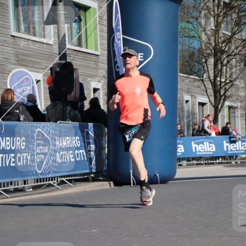 06.04.2025 - 44. Internationalen Wilhelmsburger Insellauf A. Gomolzig http://msf.ph/oto/7574159 06.04.2025 10:41:10 Ziel 3390, 3635, 4011, 4069, 4111, 4233, 4481, 4499 meine-sportfotos.de
