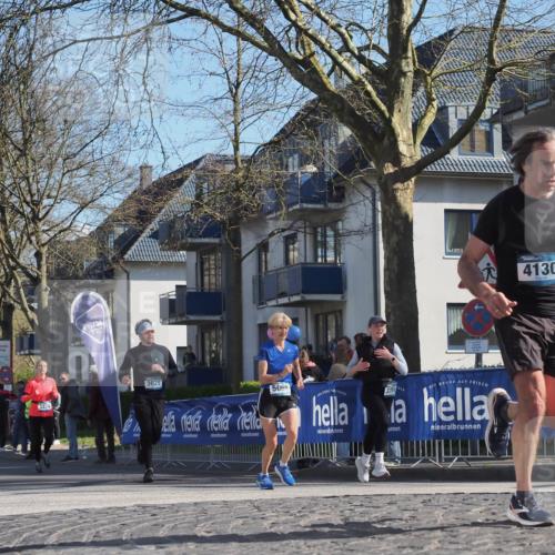 06.04.2025 - 44. Internationalen Wilhelmsburger Insellauf Luisa Fischer http://msf.ph/oto/7574401 06.04.2025 10:42:05 Ziel 3478, 3238, 3629, 4130, 5065, 3751, 4350 meine-sportfotos.de