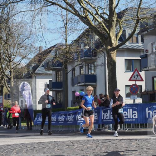 06.04.2025 - 44. Internationalen Wilhelmsburger Insellauf Luisa Fischer http://msf.ph/oto/7574425 06.04.2025 10:42:05 Ziel 3478, 3629, 3751 meine-sportfotos.de