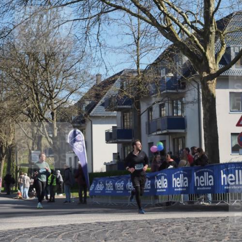 06.04.2025 - 44. Internationalen Wilhelmsburger Insellauf Luisa Fischer http://msf.ph/oto/7574797 06.04.2025 10:42:15 Ziel 44, 3503 meine-sportfotos.de