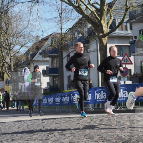 06.04.2025 - 44. Internationalen Wilhelmsburger Insellauf Luisa Fischer http://msf.ph/oto/7574893 06.04.2025 10:36:58 Ziel 4099, 5084, 5067, 3543 meine-sportfotos.de
