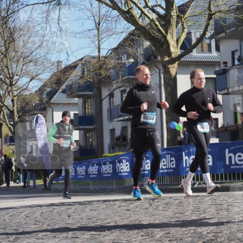 06.04.2025 - 44. Internationalen Wilhelmsburger Insellauf Luisa Fischer http://msf.ph/oto/7574900 06.04.2025 10:36:58 Ziel 4099, 5084, 5067 meine-sportfotos.de