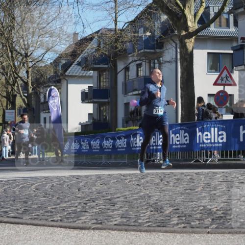 06.04.2025 - 44. Internationalen Wilhelmsburger Insellauf Luisa Fischer http://msf.ph/oto/7575150 06.04.2025 10:37:14 Ziel 3174, 5188 meine-sportfotos.de