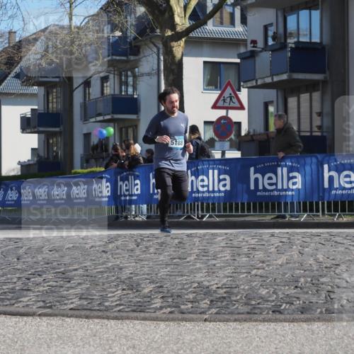 06.04.2025 - 44. Internationalen Wilhelmsburger Insellauf Luisa Fischer http://msf.ph/oto/7575252 06.04.2025 10:37:17 Ziel 5188 meine-sportfotos.de