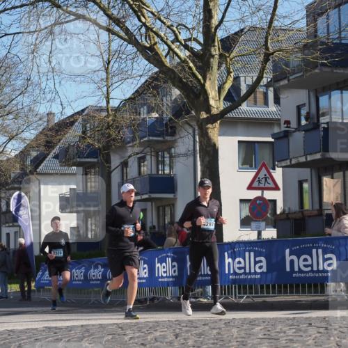 06.04.2025 - 44. Internationalen Wilhelmsburger Insellauf Luisa Fischer http://msf.ph/oto/7575293 06.04.2025 10:42:25 Ziel 3320, 42979 meine-sportfotos.de