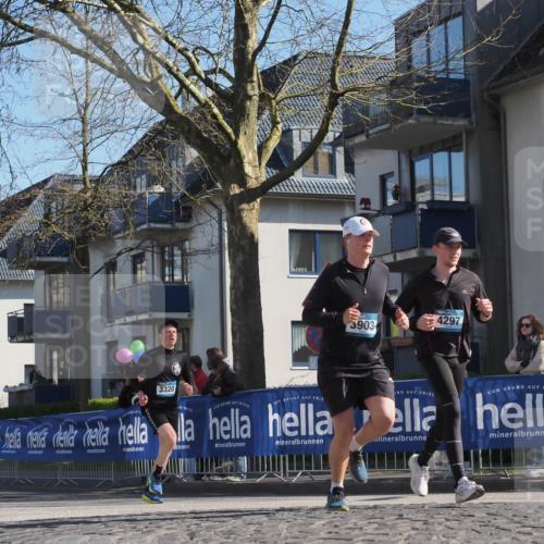 06.04.2025 - 44. Internationalen Wilhelmsburger Insellauf Luisa Fischer http://msf.ph/oto/7575372 06.04.2025 10:42:26 Ziel 4297, 3903, 3320 meine-sportfotos.de