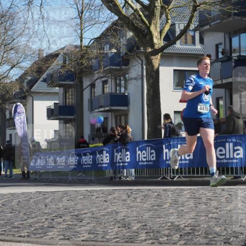 06.04.2025 - 44. Internationalen Wilhelmsburger Insellauf Luisa Fischer http://msf.ph/oto/7575401 06.04.2025 10:37:33 Ziel 4470 meine-sportfotos.de