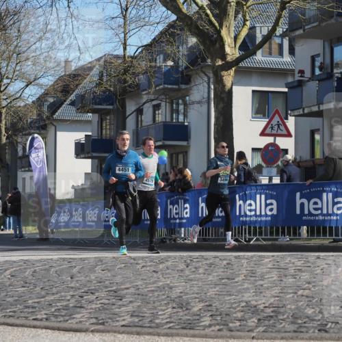 06.04.2025 - 44. Internationalen Wilhelmsburger Insellauf Luisa Fischer http://msf.ph/oto/7575411 06.04.2025 10:37:40 Ziel 4530, 4451, 4579, 3496 meine-sportfotos.de