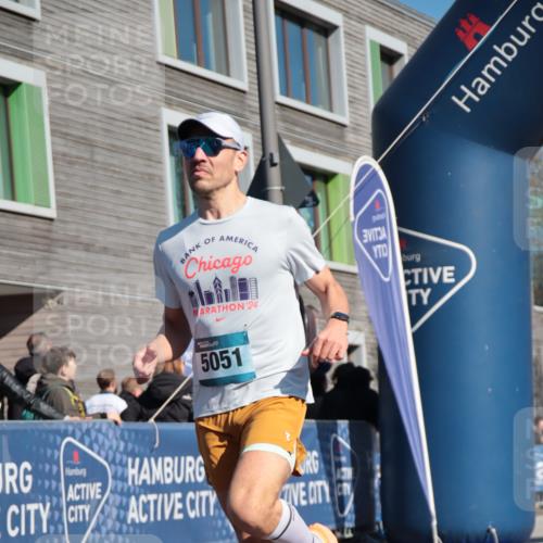06.04.2025 - 44. Internationalen Wilhelmsburger Insellauf A. Gomolzig http://msf.ph/oto/7575494 06.04.2025 10:37:36 Ziel 3197, 3206, 4226, 4470, 5051 meine-sportfotos.de