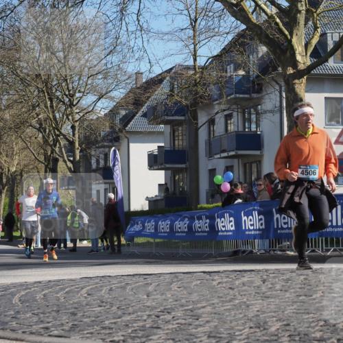06.04.2025 - 44. Internationalen Wilhelmsburger Insellauf Luisa Fischer http://msf.ph/oto/7575670 06.04.2025 10:42:39 Ziel 4506, 4487, 4185 meine-sportfotos.de