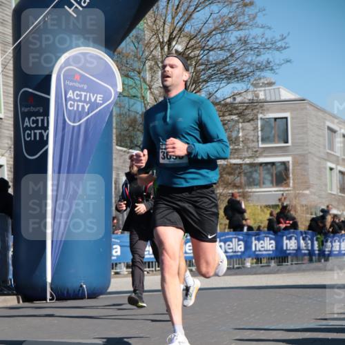 06.04.2025 - 44. Internationalen Wilhelmsburger Insellauf A. Gomolzig http://msf.ph/oto/7575696 06.04.2025 10:36:58 Ziel 3543, 3690, 3819, 4587, 5198 meine-sportfotos.de