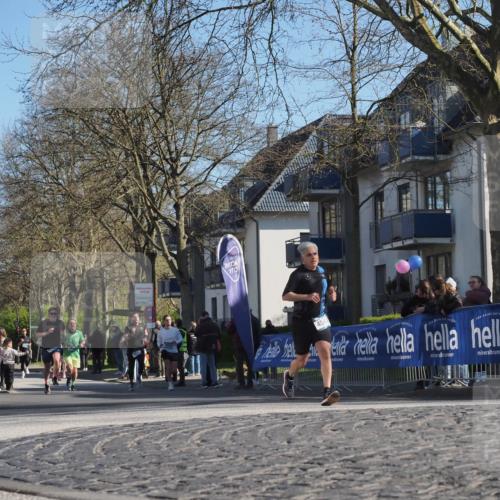 06.04.2025 - 44. Internationalen Wilhelmsburger Insellauf Luisa Fischer http://msf.ph/oto/7575760 06.04.2025 10:37:53 Ziel 3, 450 meine-sportfotos.de
