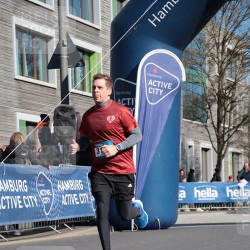 06.04.2025 - 44. Internationalen Wilhelmsburger Insellauf A. Gomolzig http://msf.ph/oto/7575808 06.04.2025 10:36:30 Ziel 3139, 4077 meine-sportfotos.de